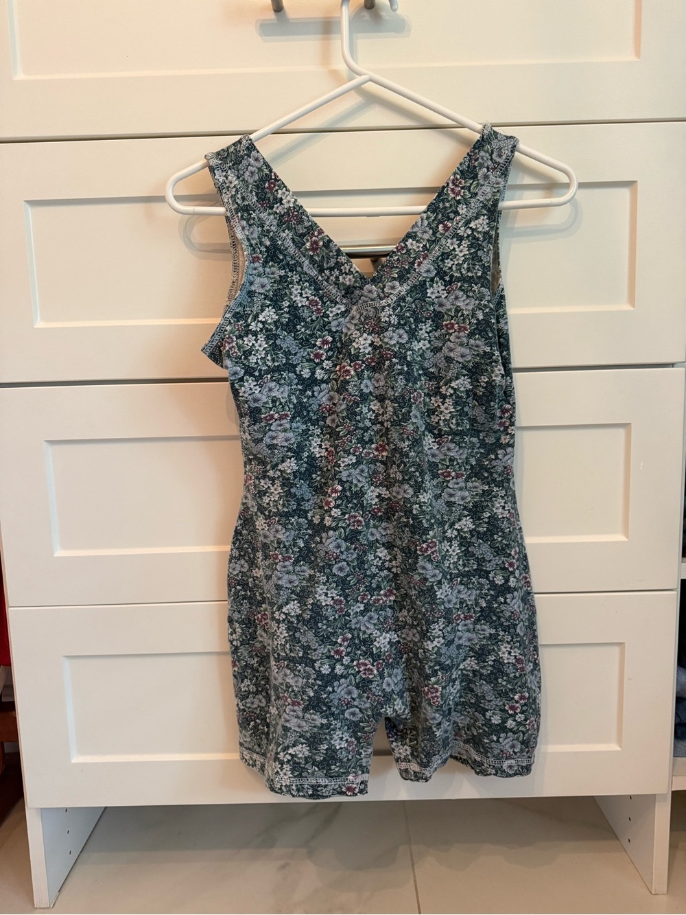 Source Unknown Floral V-Neck Romper in Green with Pink Accents
